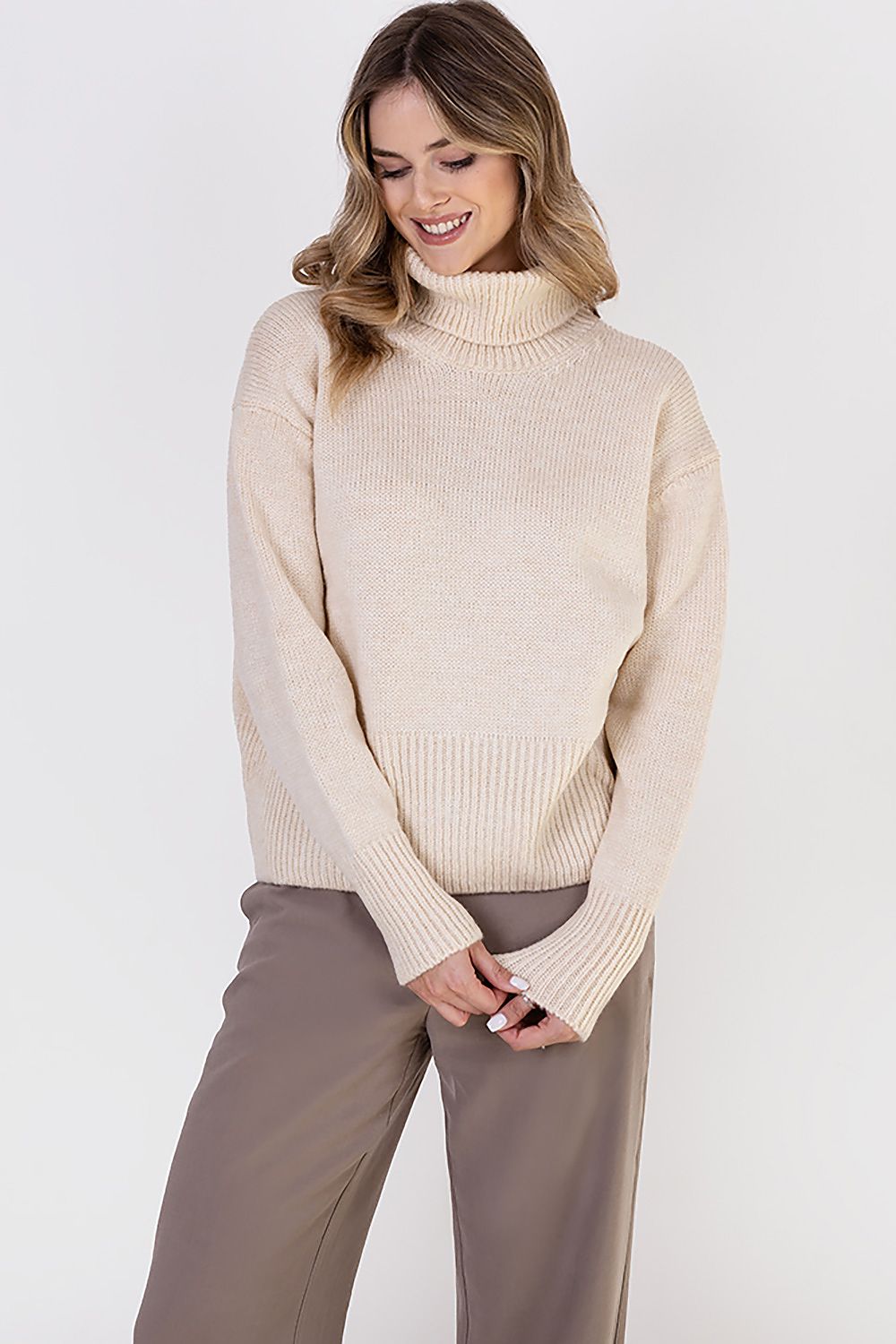 Turtleneck model 187211 MKM