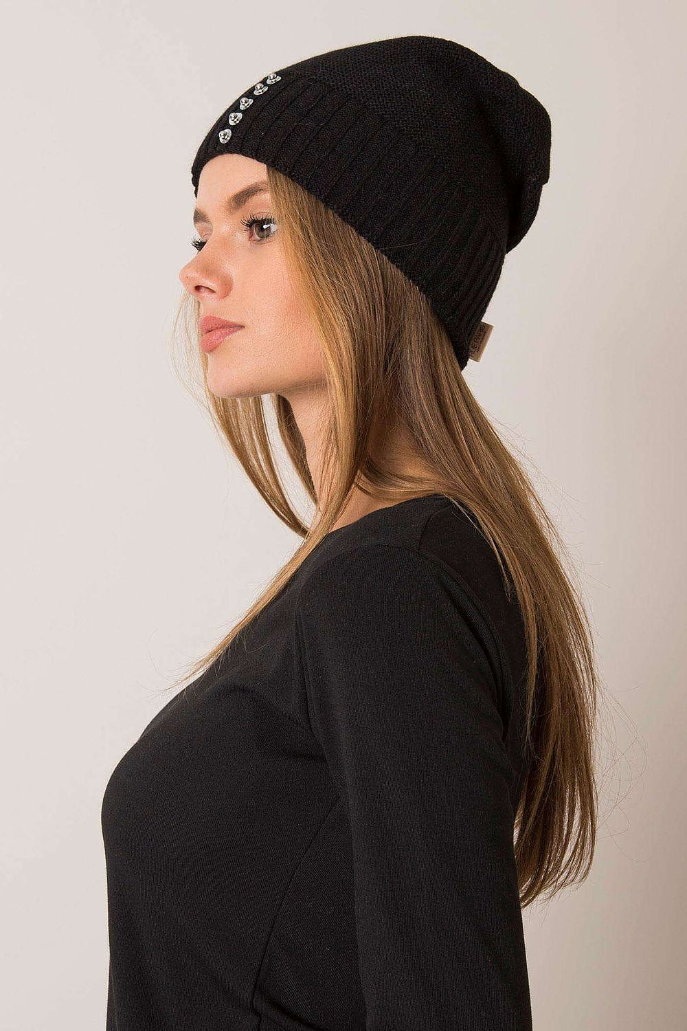 Cap model 187437 Rue Paris