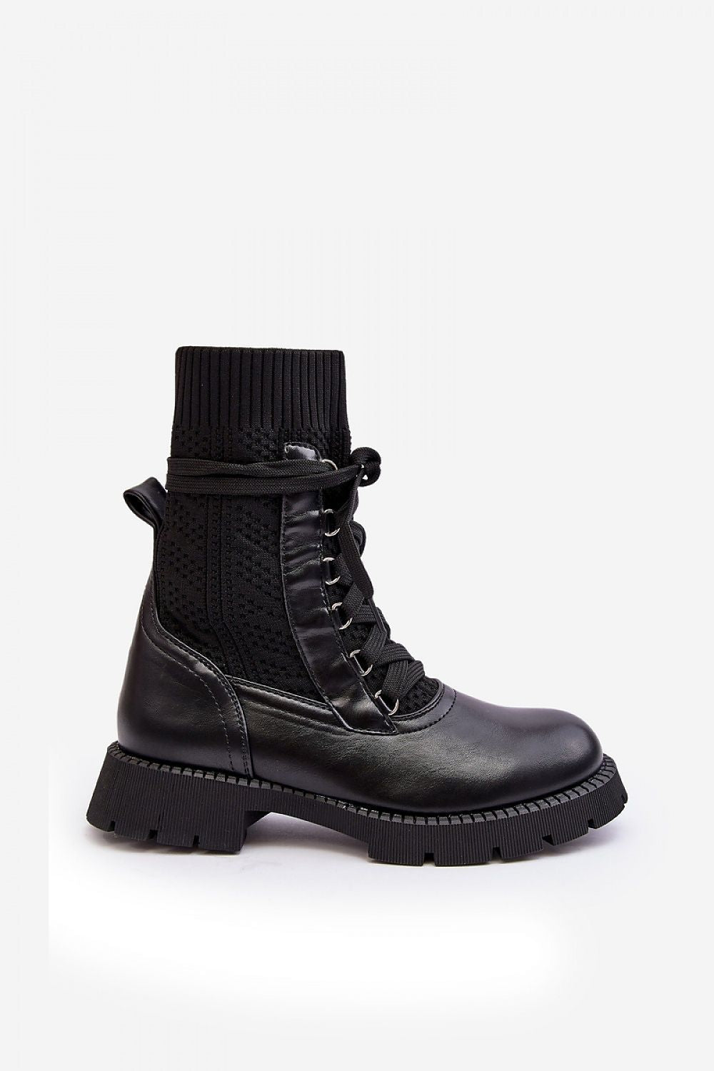 Boots model 189857 Step in style