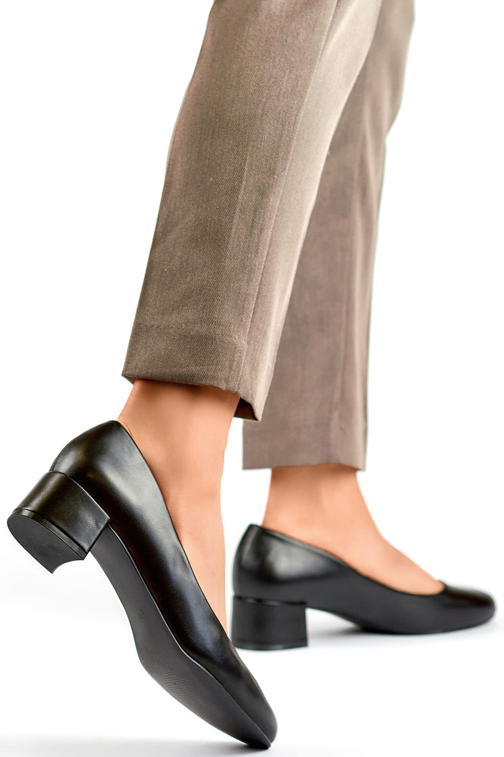 Block heel pumps model 198827