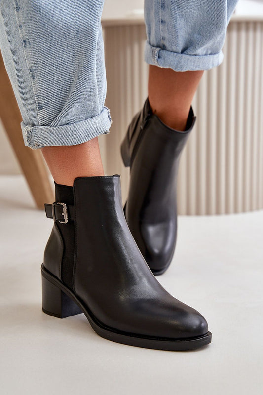 Heel boots model 199075