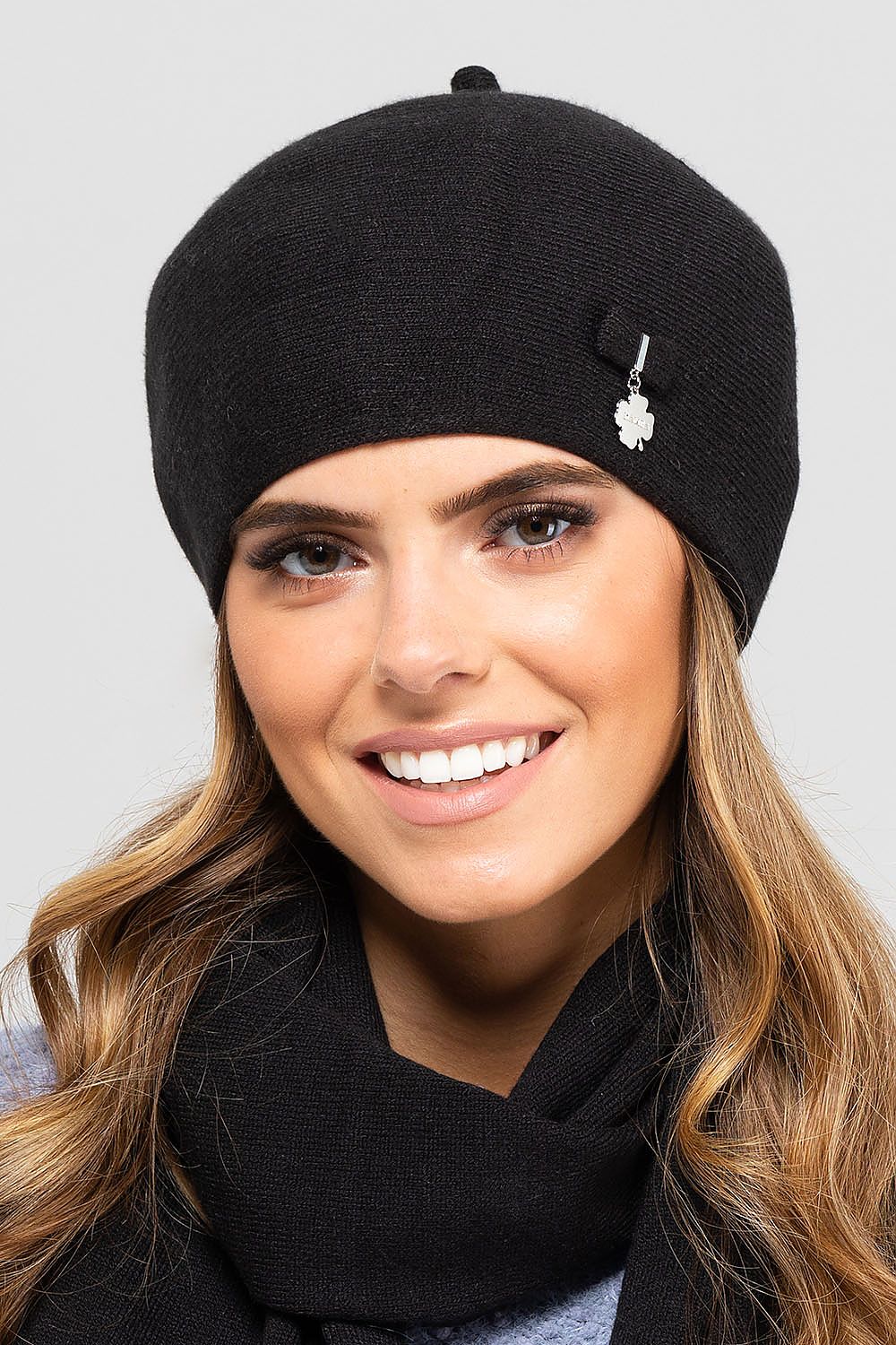 Beret model 136337 Kamea