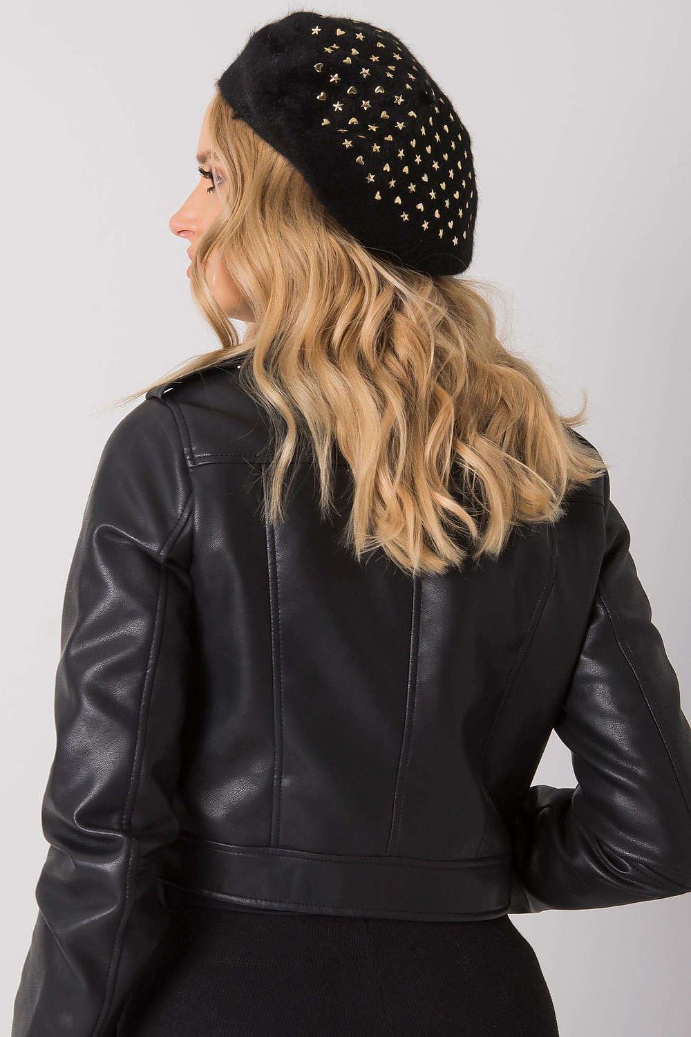 Cap model 161126 AT