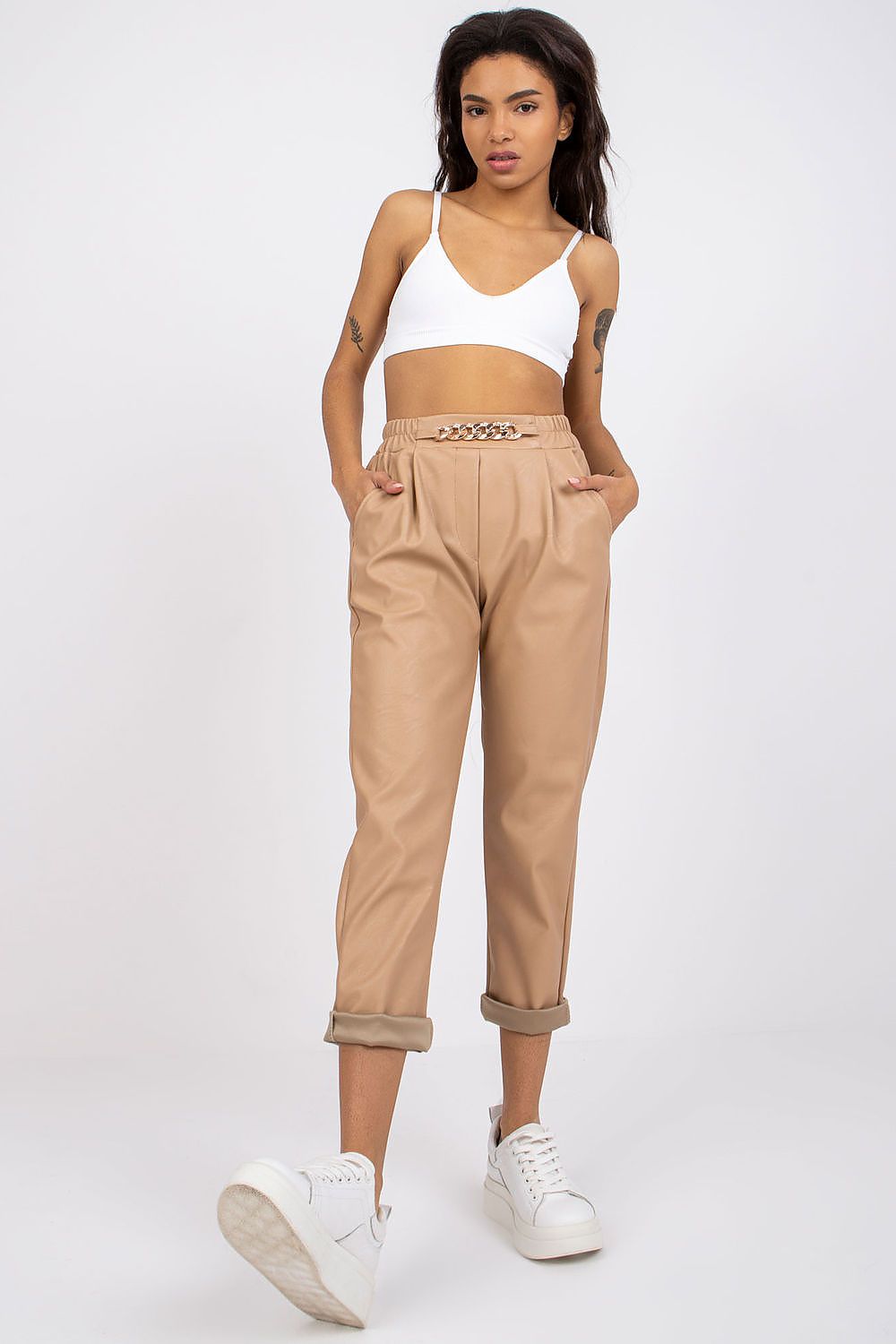 Women trousers model 167381 Italy Moda