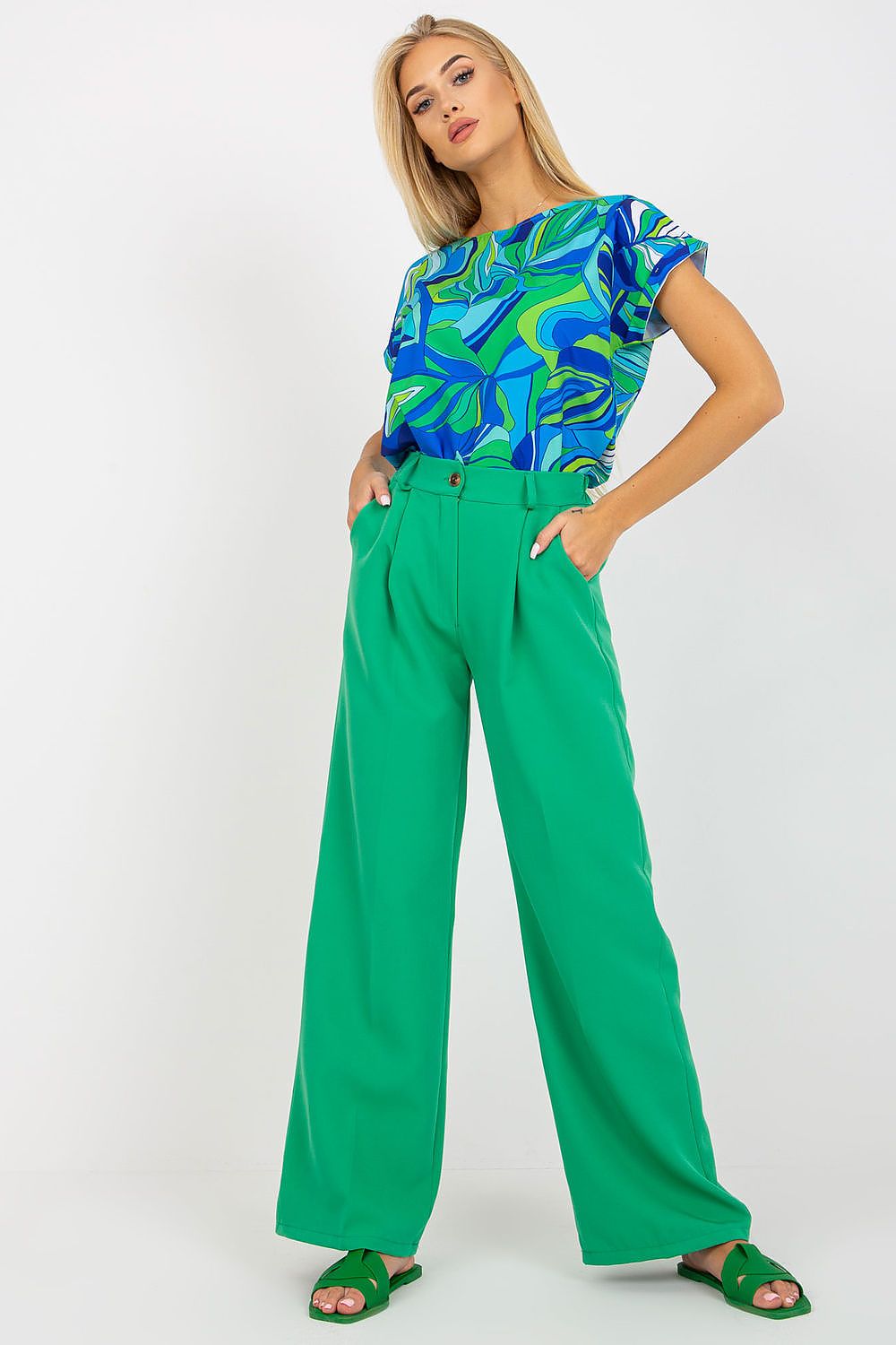 Women trousers model 181351 Italy Moda