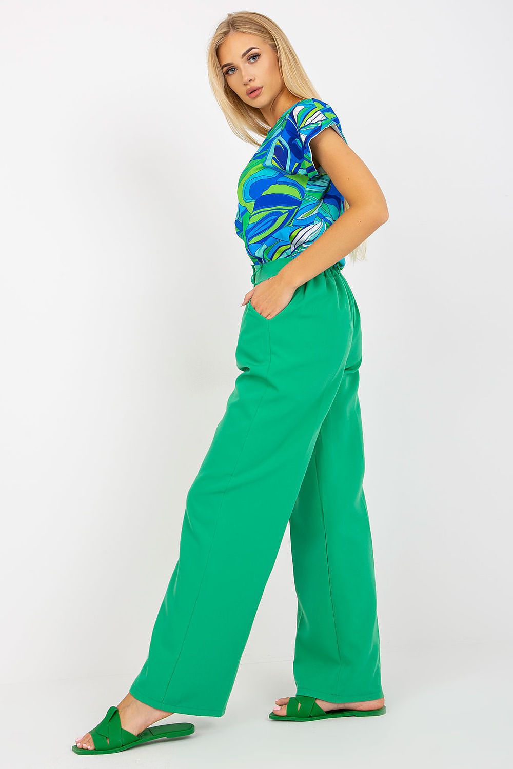 Women trousers model 181351 Italy Moda