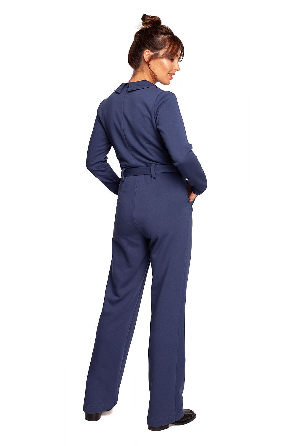 Suit model 170169 BeWear