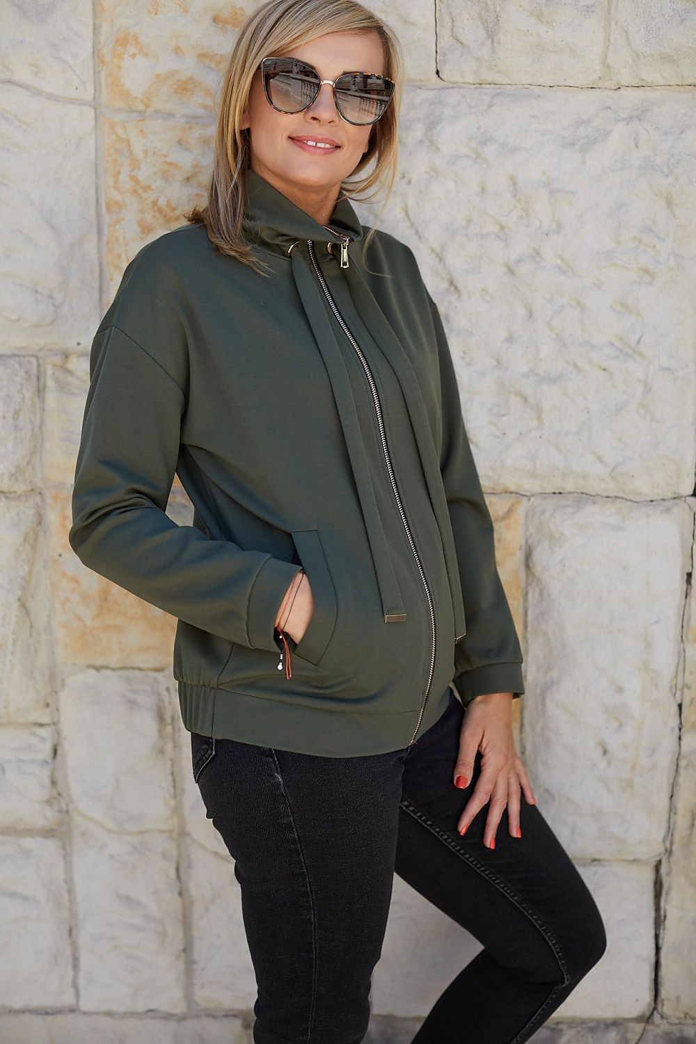 Sweatshirt model 172155 La Aurora