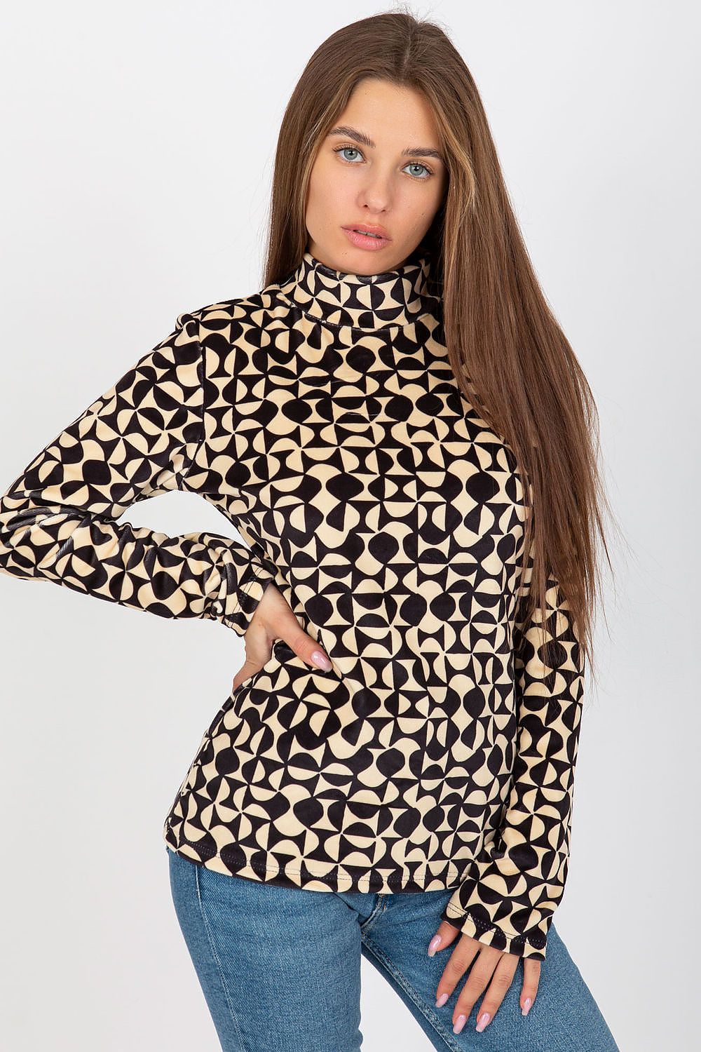 Blouse model 173722 Rue Paris