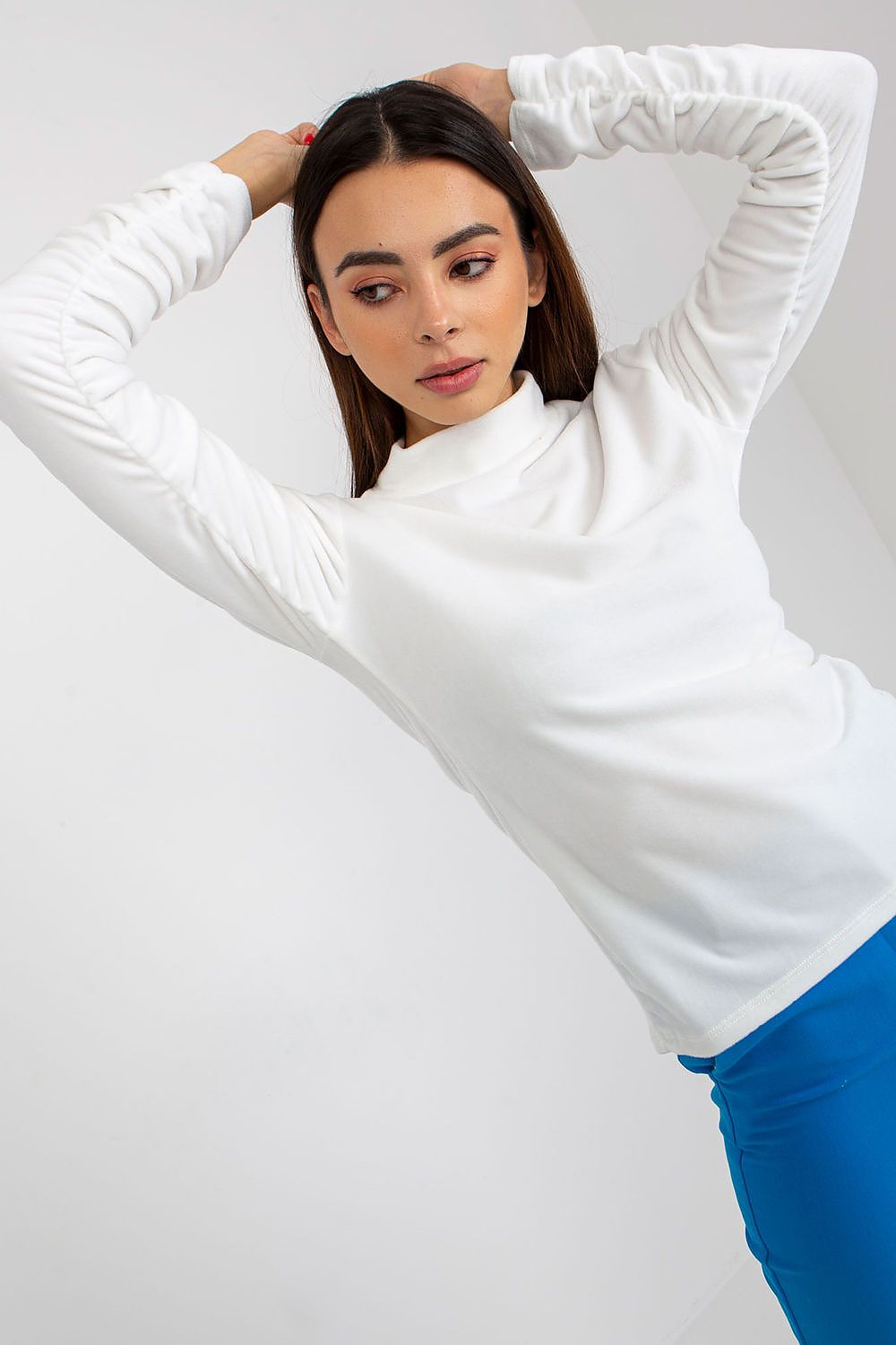 Blouse model 173735 Rue Paris