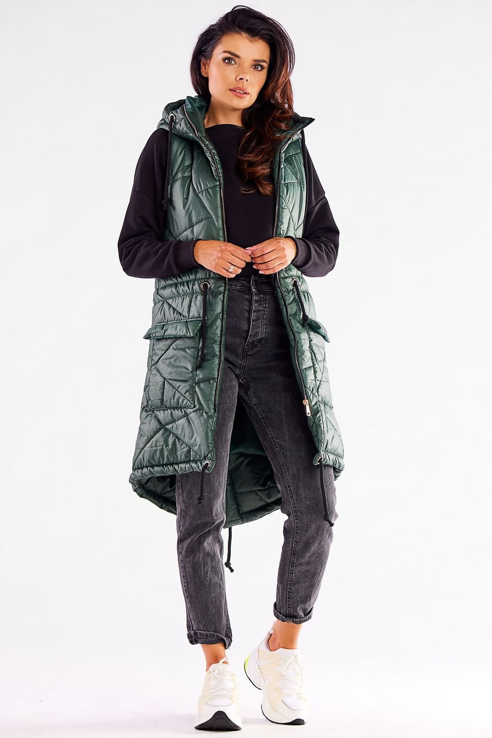 Gilet model 173875 awama