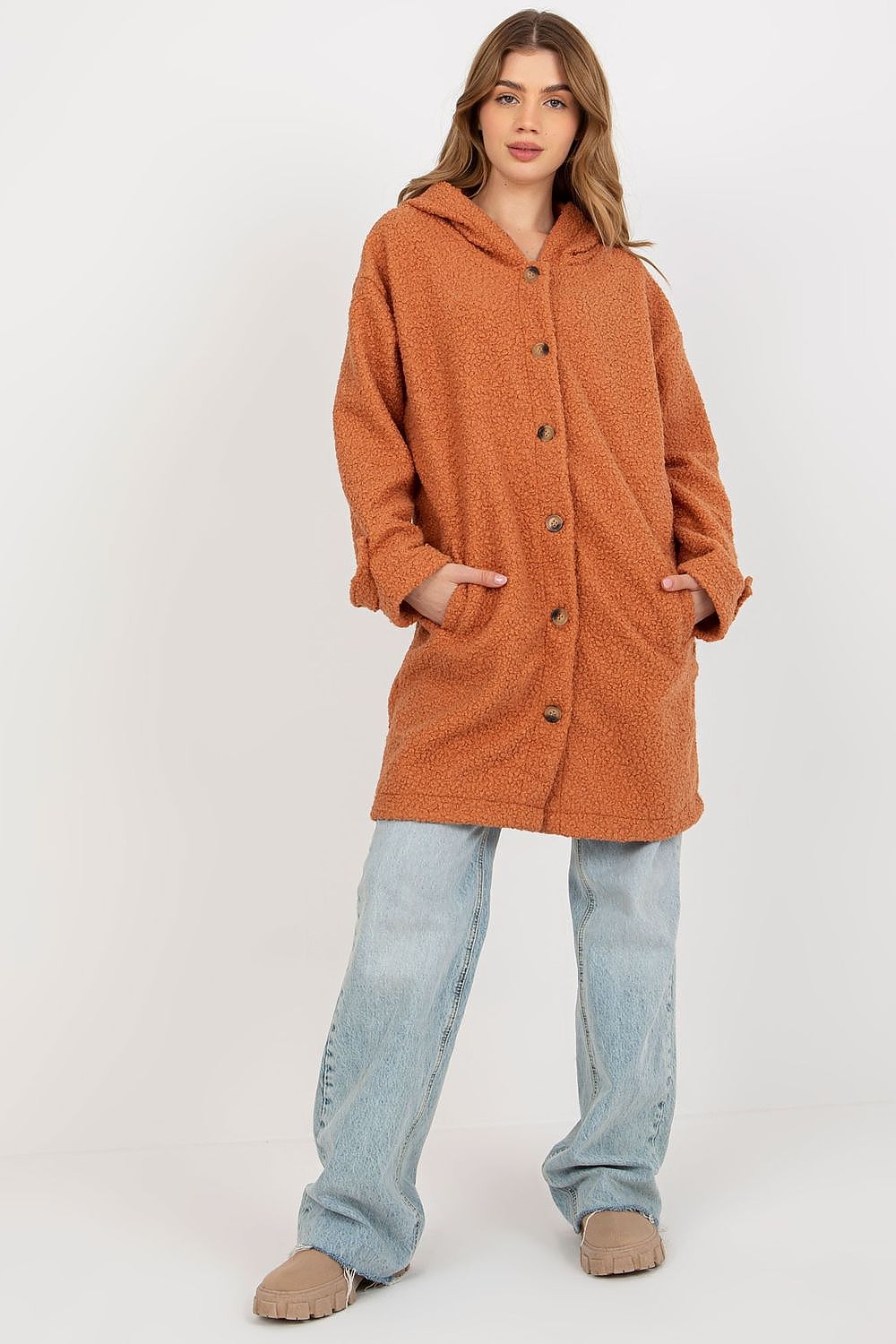 Coat model 175173 Relevance