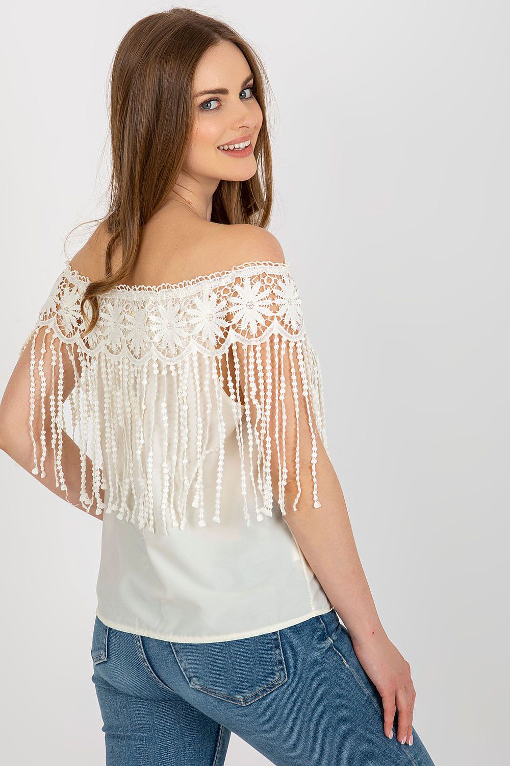 Blouse model 181496 AT