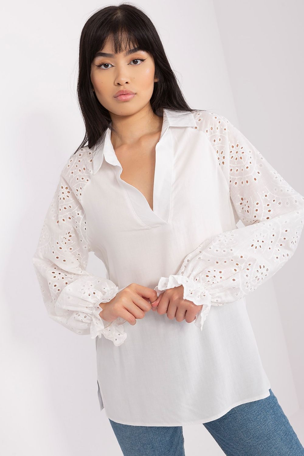 Blouse model 182077 Lakerta