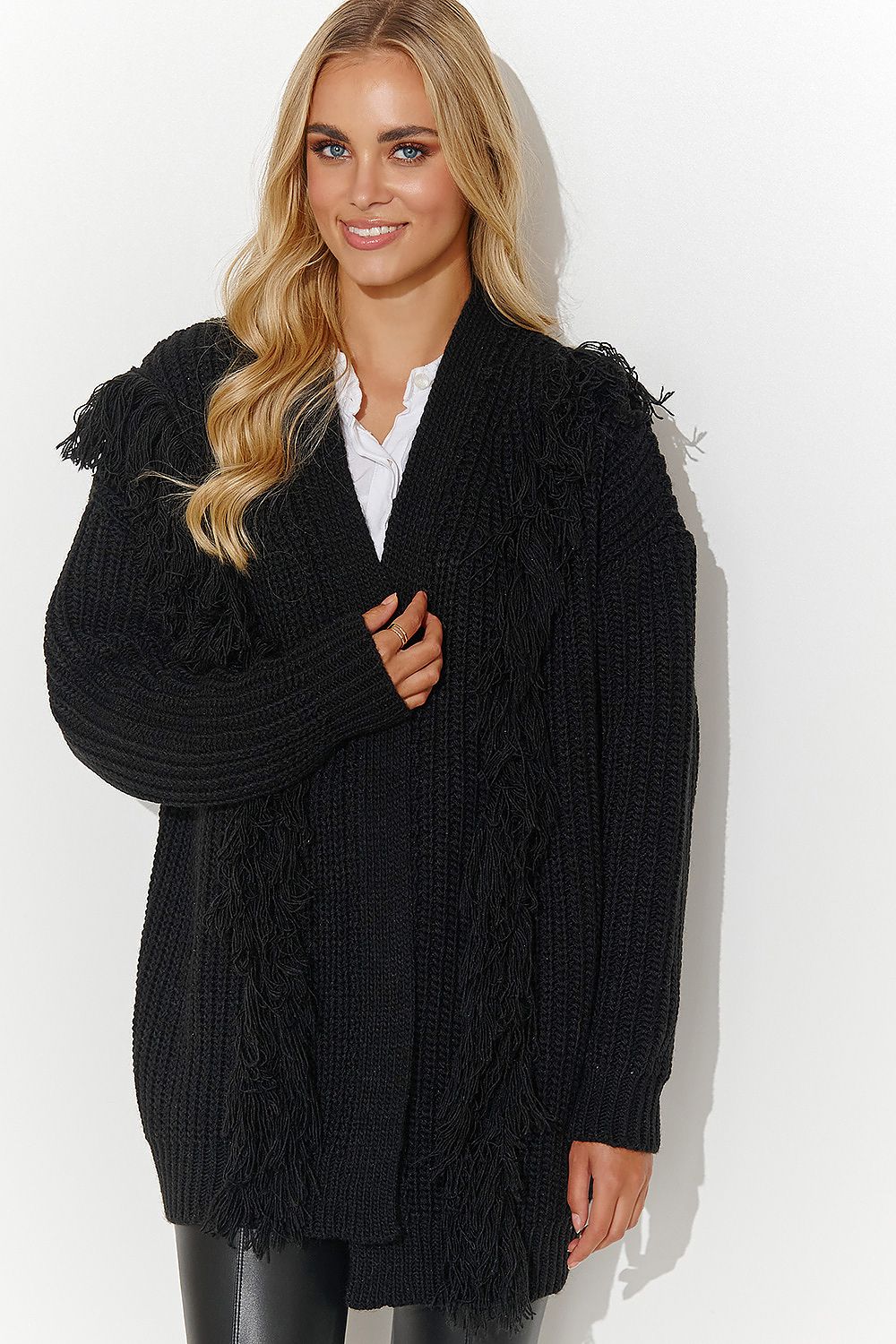 Cardigan model 185224 Makadamia