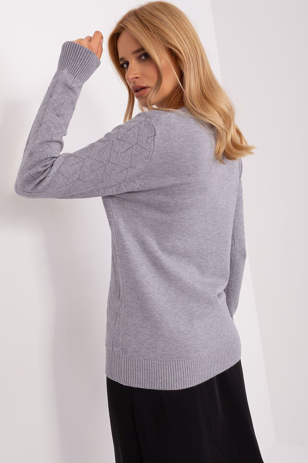 Jumper model 187554 AT